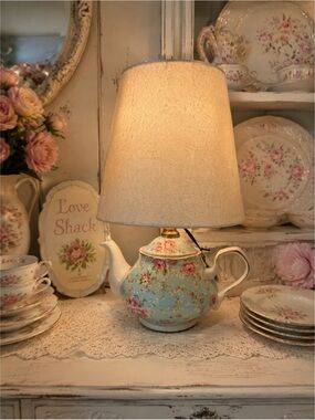 Karma Home Rechargeable Teapot Lamp in French Country Floral ~ NWT